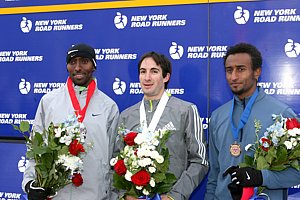 Awards-NYRR8K07.JPG