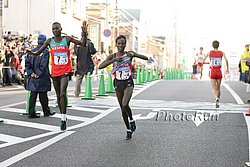 Ndereba-Kirui-Chiba09.jpg