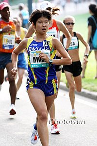 Nomura_Mina-NYHalf09.jpg