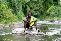 Bolt_Usain-River1c-J#B1F03C.jpg