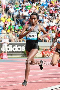 Tirunesh Dibaba in Woen's 5000m