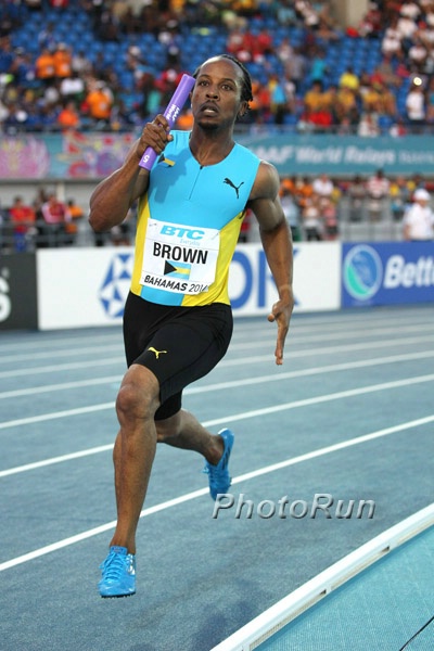 Chris Brown For Bahamas in 4x400 Qualifying