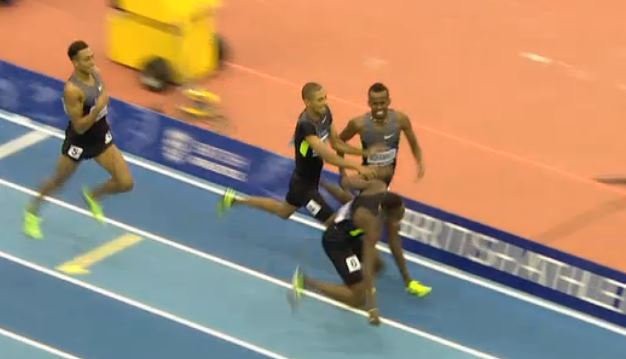 Michael Rimmer takes out Abubaker Kaki. How is this not a DQ?