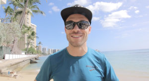 Nick Symmonds on Waikiki Beach in Honolulu (photo by Taylor Dutch for Race Results Weekly)