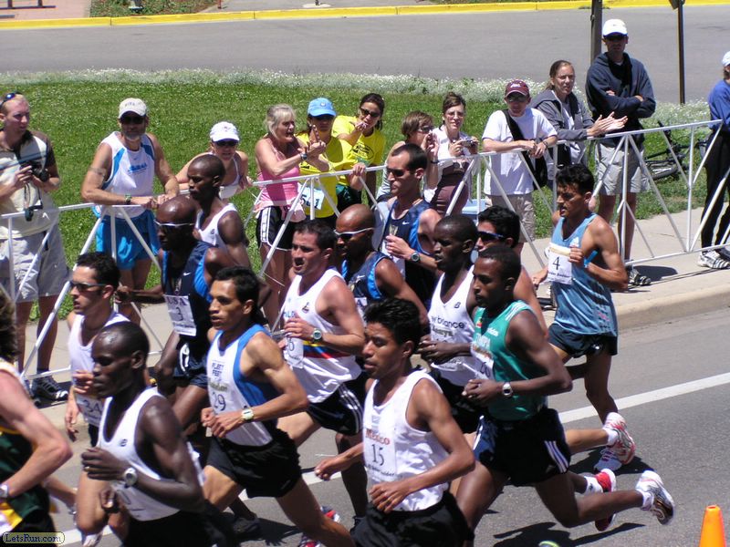 The US Men Waiting in the Pack