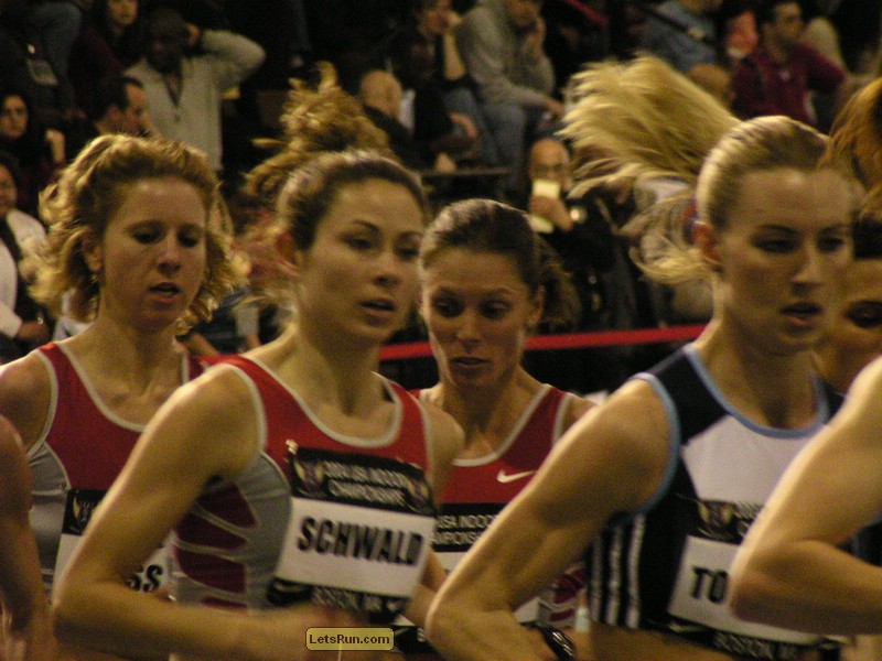 Sarah Schwald center Would Make a Move With 600 to go to open up the race