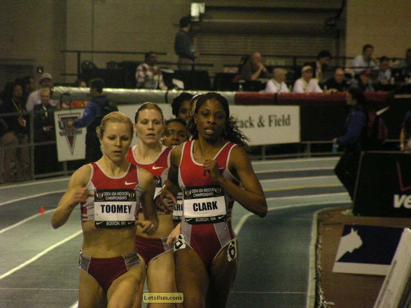 800m  Women's Pack
