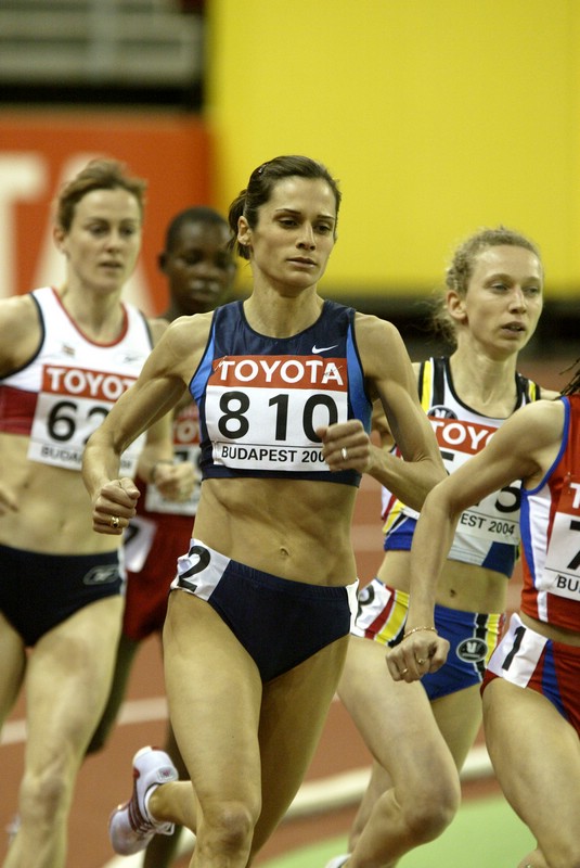 Shayne Culpepper in Women's 3k Heats (She Qualified on Time)