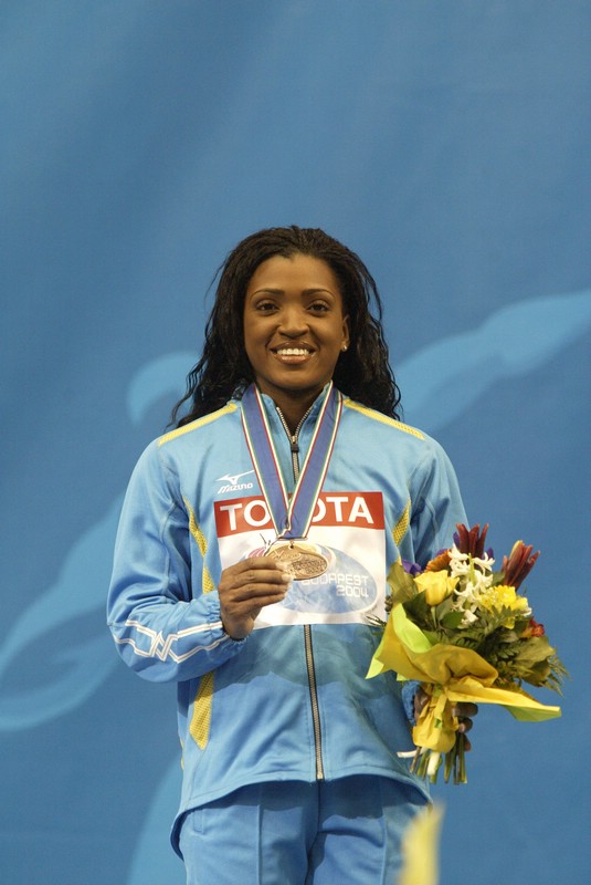 Tonique Williams got bronze in the 400m with a Bahamas National Record
