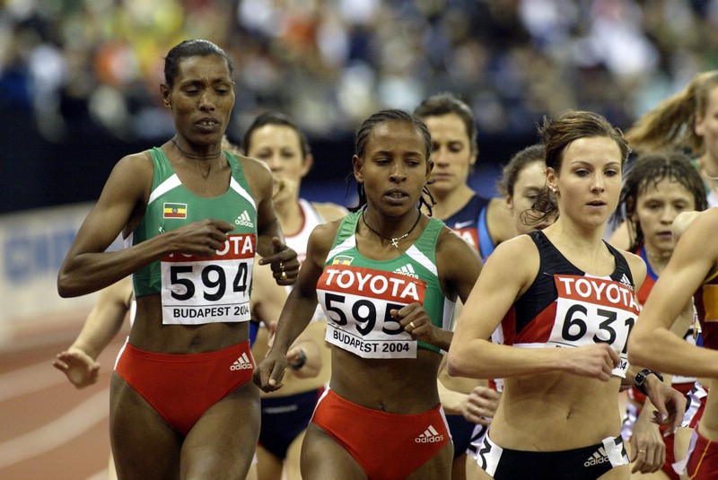 Meseret Defar (595) and Berhane Adere