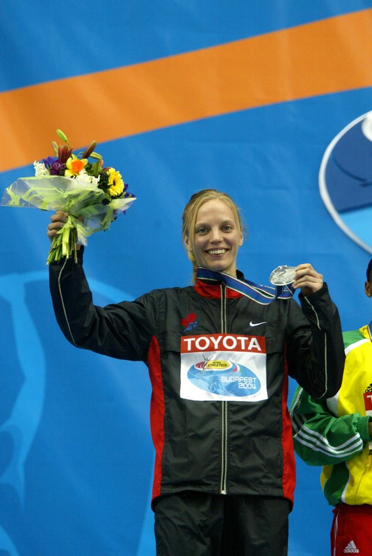 Carmen Douma with Her 1500m Silver