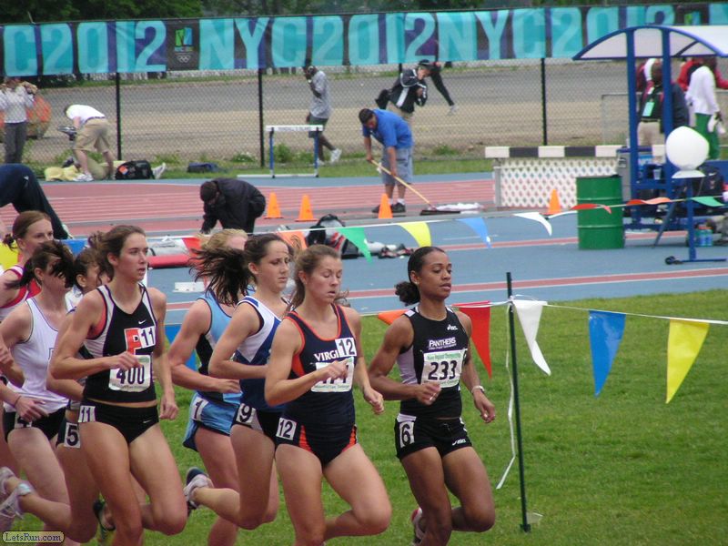 Women's 1500 pack Hess still leading