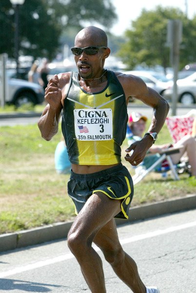 Keflezighi_Meb1a-Falmouth07.JPG