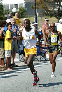 Kogo-Keflezighi-Falmouth07.JPG