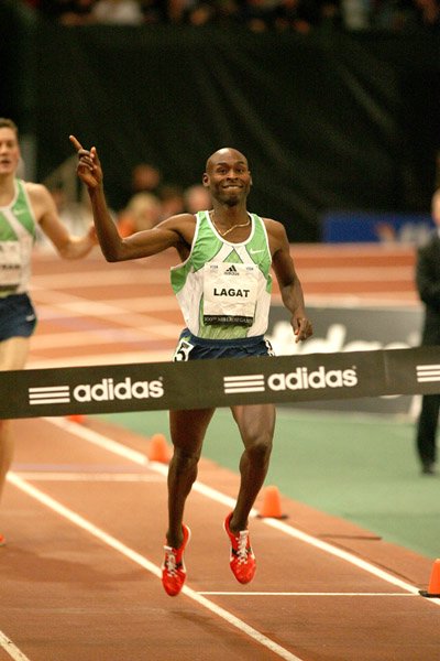 Lagat_BernardFV-Millrose07.JPG