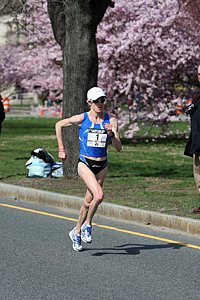 Kastor_Deena16M-BostonT08.JPG