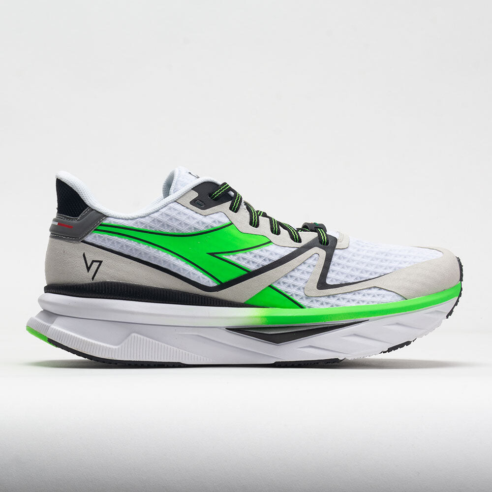 Diadora Atomo v7000