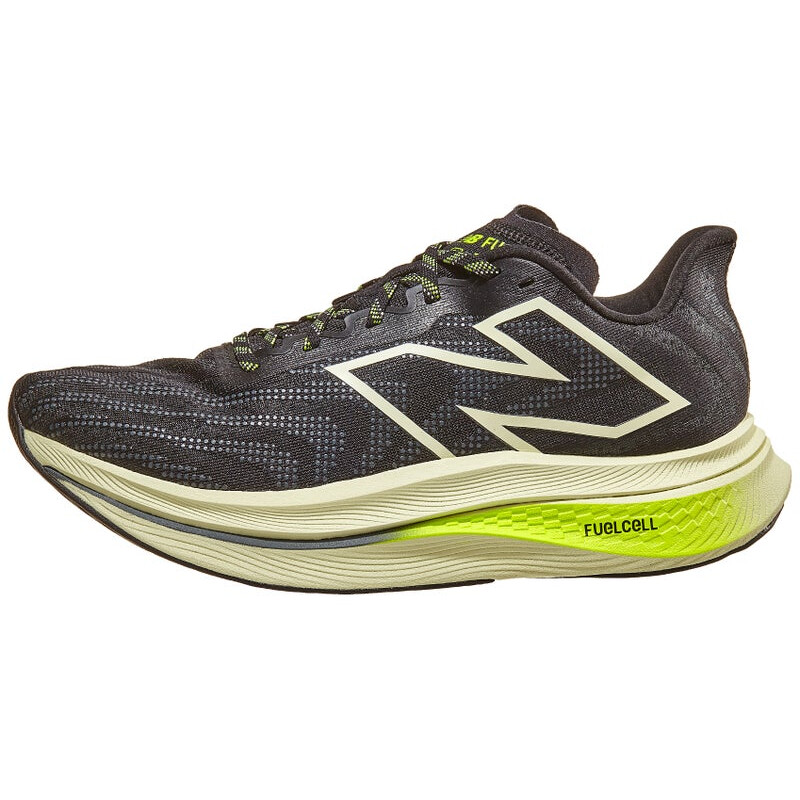 New Balance FuelCell SuperComp Trainer v2