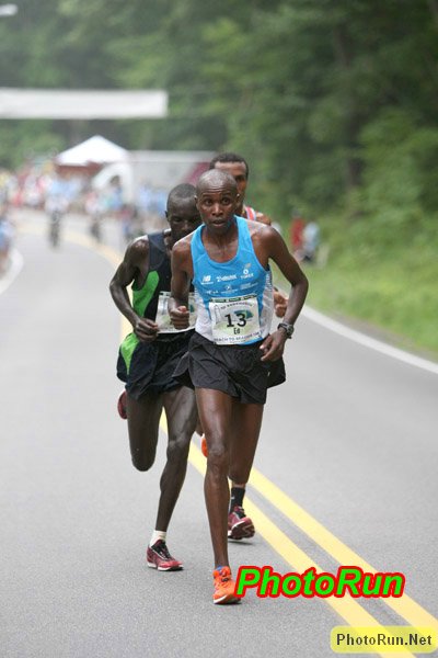 Muge_Kimutai-Zewdie1-Beach2B08.JPG