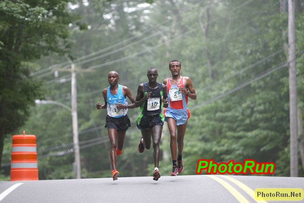Muge_Kimutai-ZewdieHH1-Beach2B08.JPG