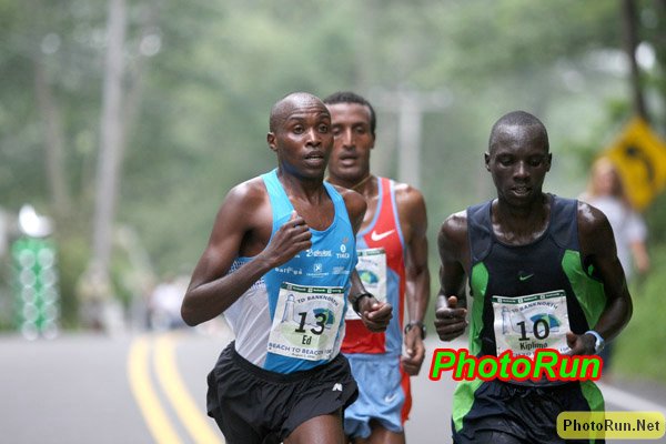 Muge_Kimutai-ZewdieHH1a-Beach2B08.JPG