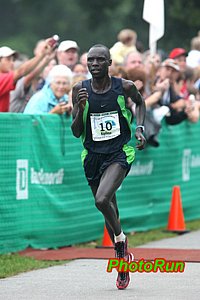 Kimutai_Kiplimo-Beach2B08.JPG