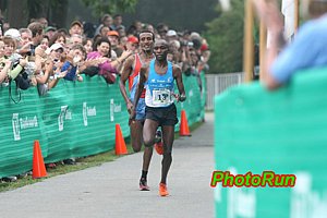 Muge-ZewdieFH1b-Beach2B08.JPG