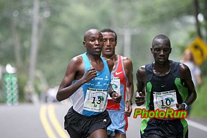 Muge_Kimutai-ZewdieHH1a-Beach2B08.JPG