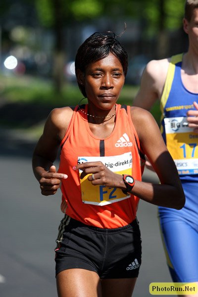 Arusei_Peninah-Berlin25k08.JPG