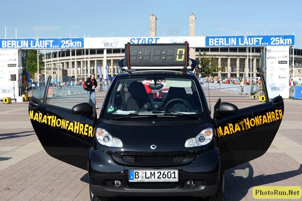 OfficalCar-Berlin25k08.JPG
