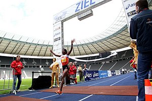 Arusei_PeninahFH-Berlin25k08.JPG
