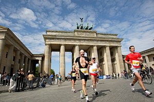 BrandenbergGate1g-Berlin25k08.JPG