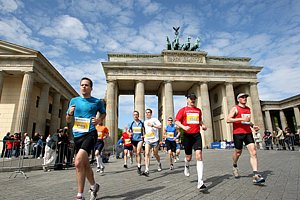 BrandenbergGate1h-Berlin25k08.JPG
