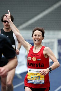 HappyFinish-Berlin25k08.JPG