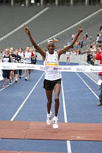 Karuku_SamuelFV1-Berlin25k08.JPG