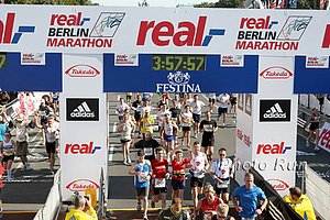 FinishLine1c-Berlin08.jpg
