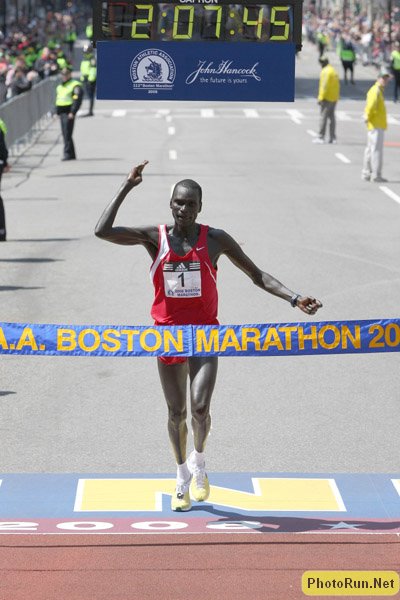 Cheruiyot_RobertFV1-Boston08.JPG