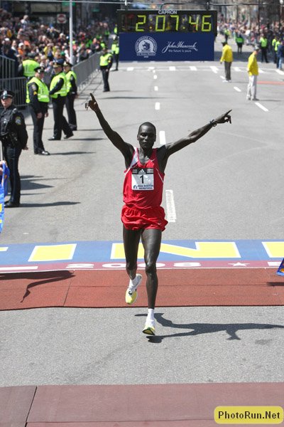 Cheruiyot_RobertR-BostonT08.JPG