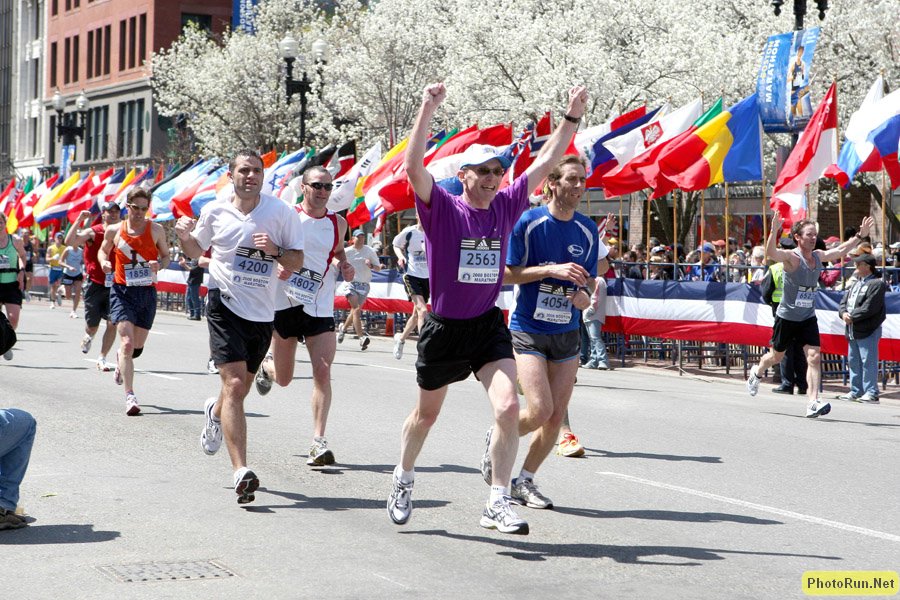 HappyFinishH-Boston08.JPG