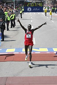 Cheruiyot_RobertR-BostonT08.JPG
