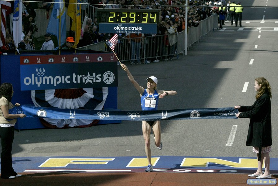 Kastor_Deena-BostonT08.jpg
