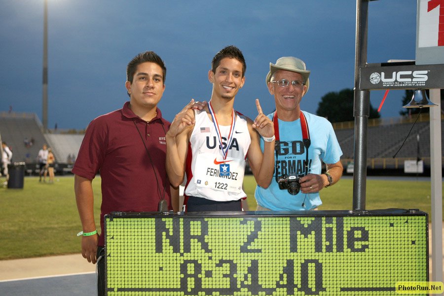Fernandez-Coach-NikeOut08.JPG