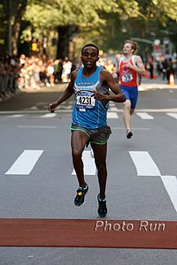 NYRRChamp-Male2nd_5thAve08.jpg