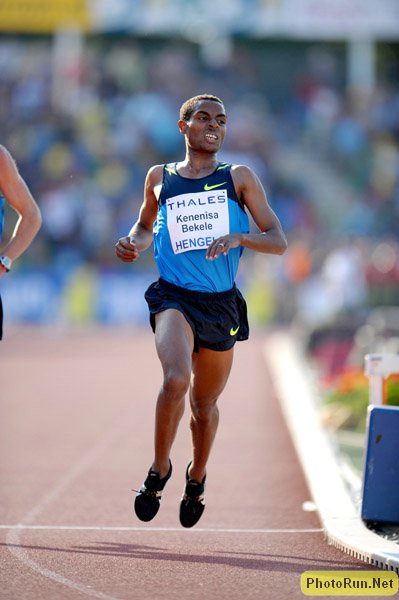Bekele_KenenisaFV-Hengelo08.jpg