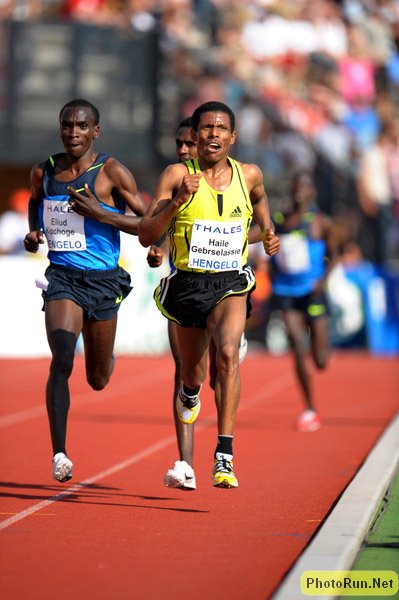 Kipchoge-Gebrselassie-Hengelo08.jpg