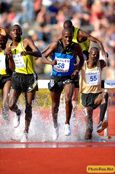 Mateelong-Kosgei-Kiplagat-Hengelo08.jpg