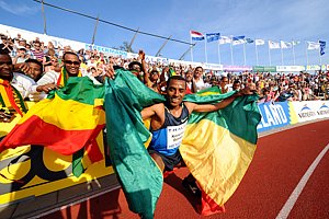 Bekele_KenenisaFL-Hengelo08.jpg