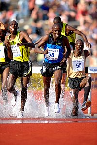 Mateelong-Kosgei-Kiplagat-Hengelo08.jpg