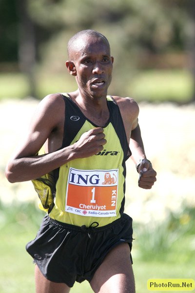 Cheruiyot_David-INGottawa08.JPG