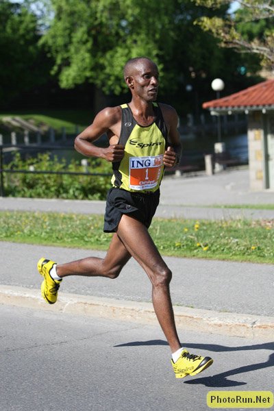 Cheruiyot_David1a-INGottawa08.JPG